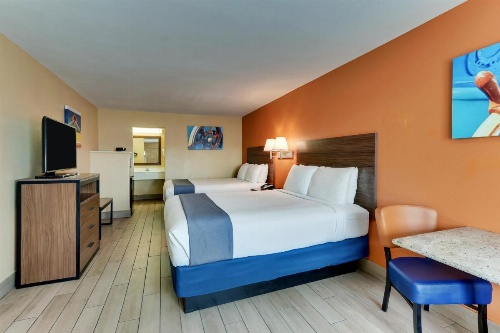 Captains Quarters Inn image 24