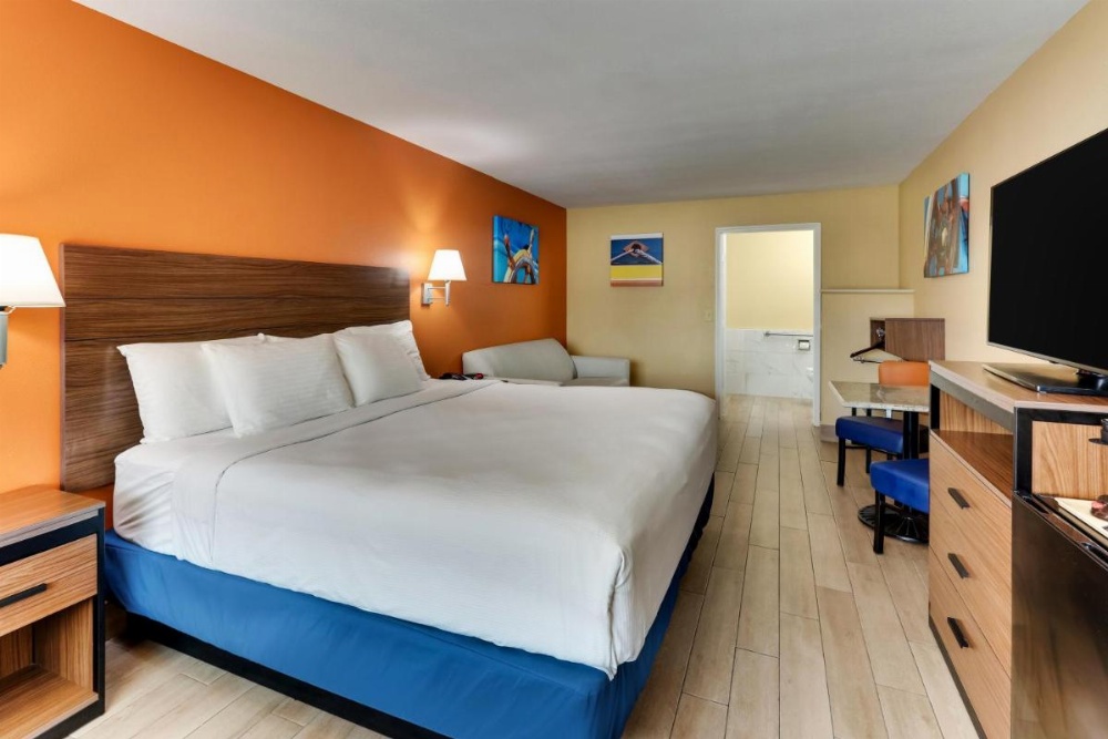 Captains Quarters Inn Image 26