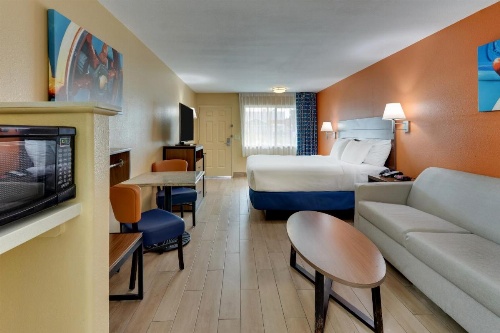 Captains Quarters Inn image 29