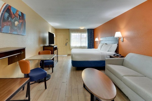 Captains Quarters Inn image 33