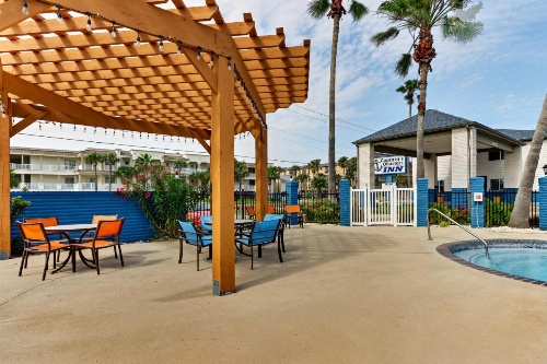 Captains Quarters Inn image 36